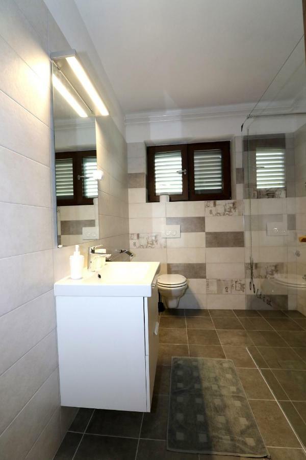 Apartment Draga 17 Njivice Εξωτερικό φωτογραφία