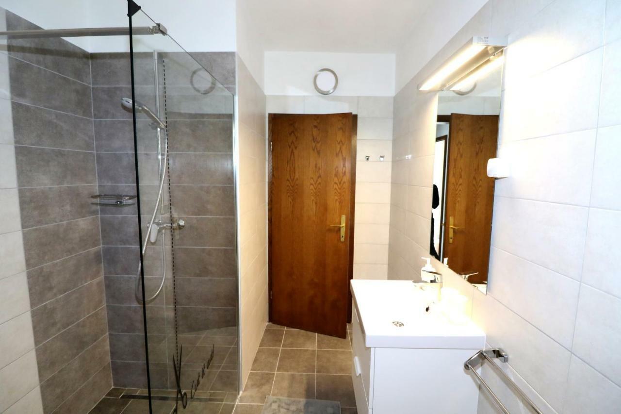 Apartment Draga 17 Njivice Εξωτερικό φωτογραφία
