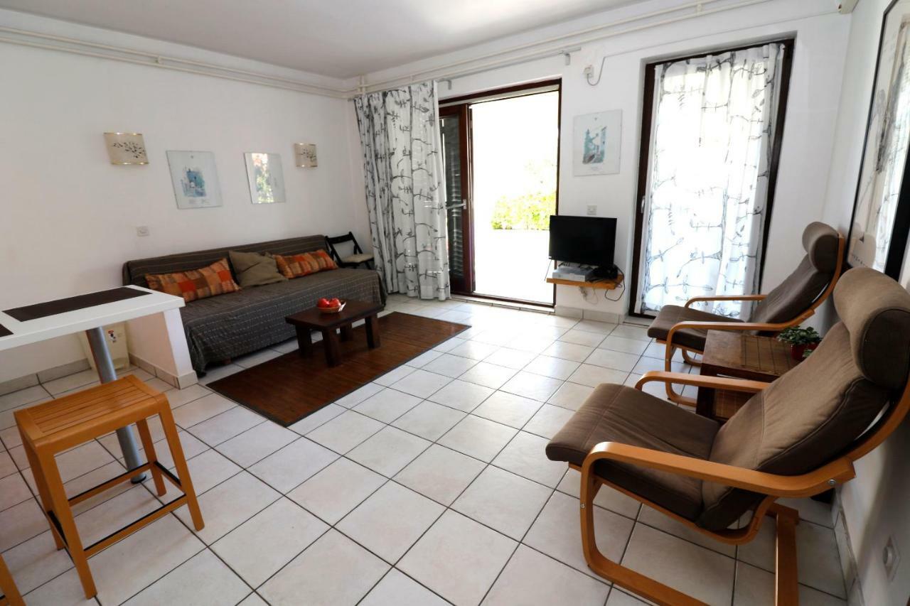 Apartment Draga 17 Njivice Εξωτερικό φωτογραφία