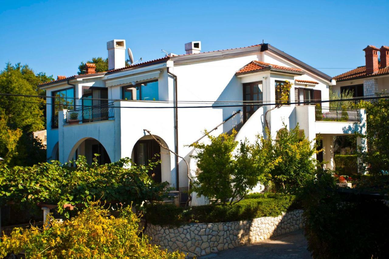 Apartment Draga 17 Njivice Εξωτερικό φωτογραφία